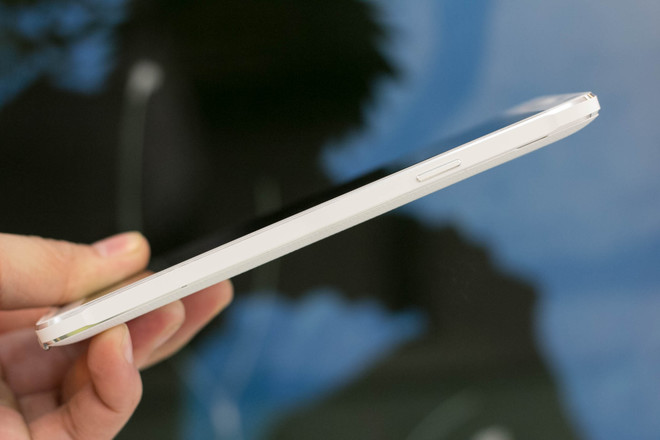 Đánh giá chi tiết Samsung Galaxy Note 4 Dual Sim: Đi ngược xu thế